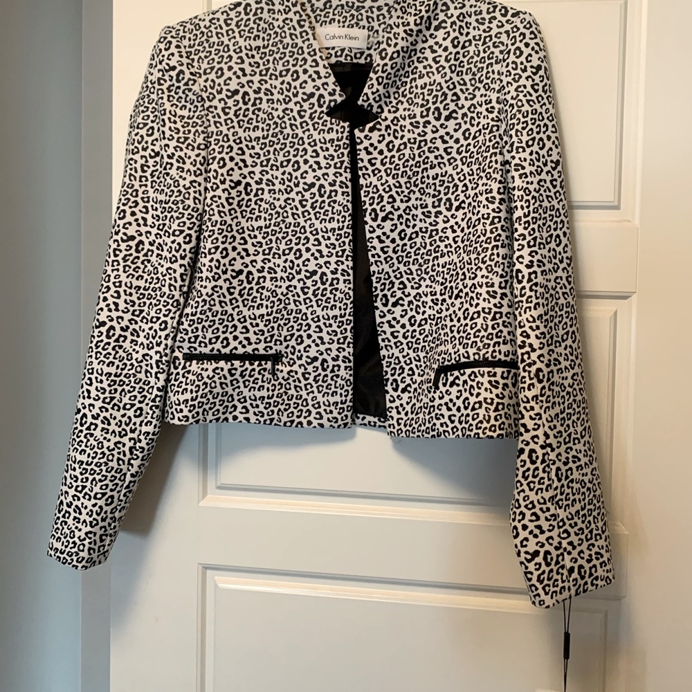 NWT Calvin Klein Black/White Animal Print Blazer